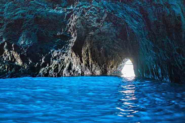 | Grotta Azzurra safiran