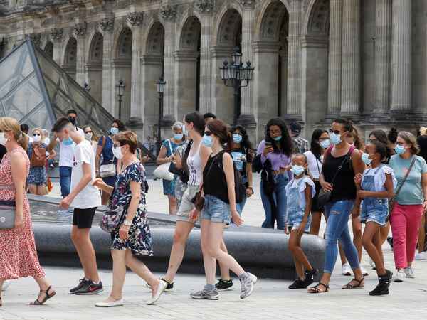 کاهش محدودیت‌های مسافرتی در فرانسه